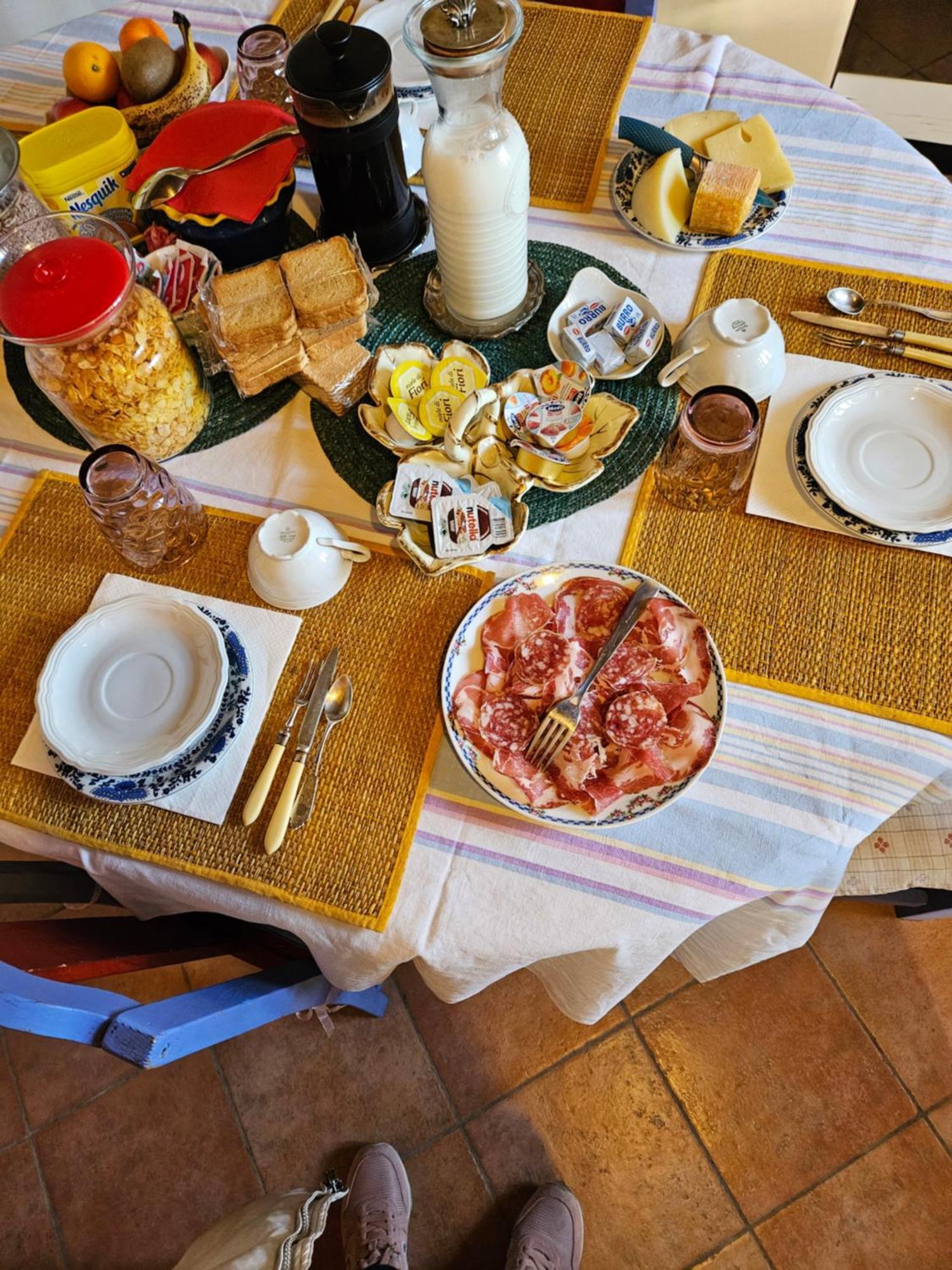 B&B Il Pioppo E La Fonte Castello d'Agogna Экстерьер фото