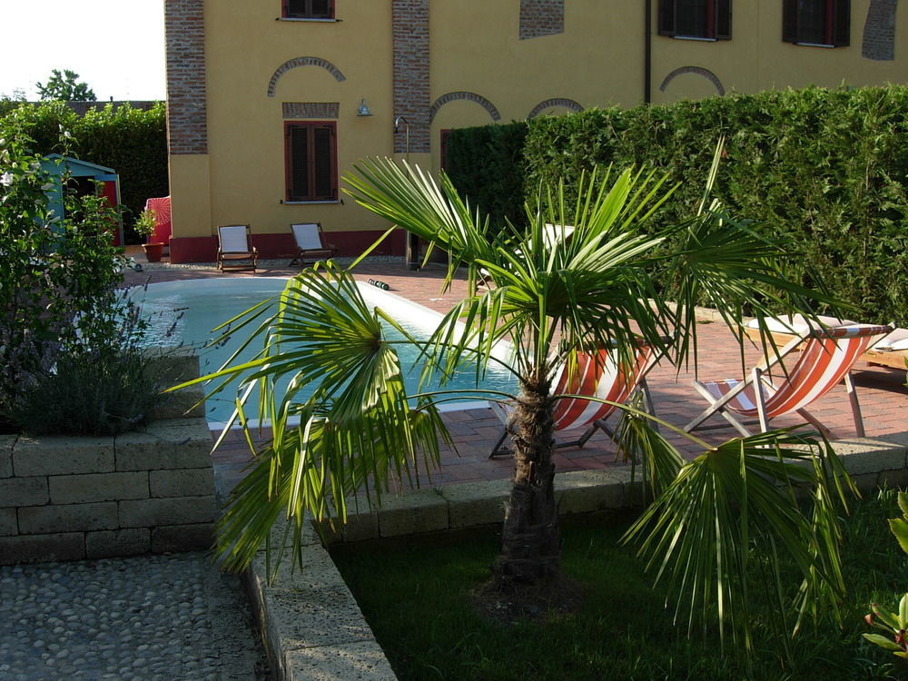 B&B Il Pioppo E La Fonte Castello d'Agogna Экстерьер фото